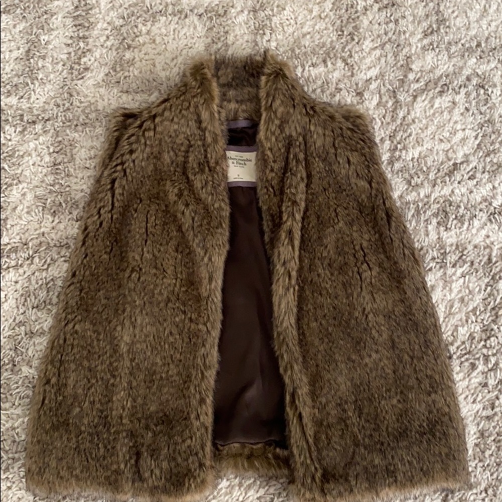 Abercrombie & Fitch Fur Vest